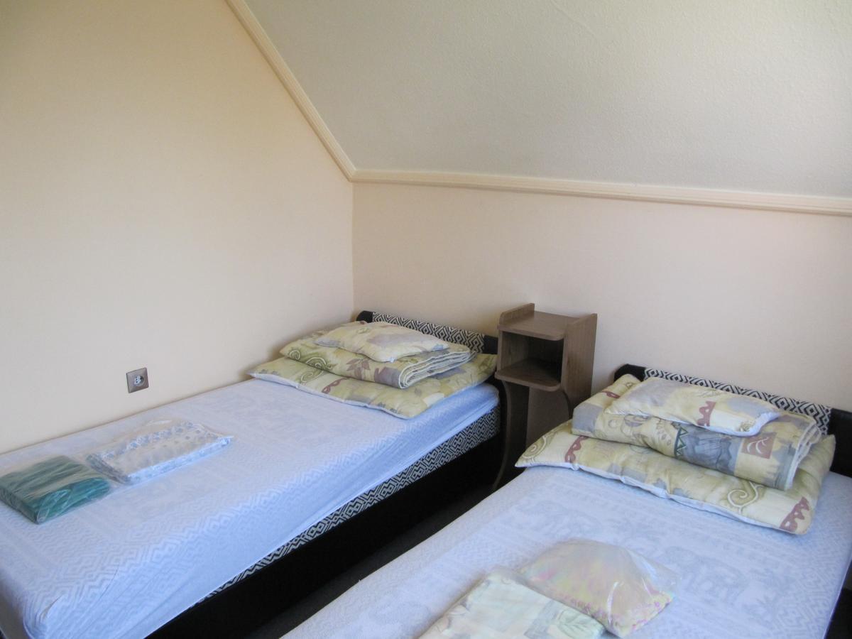 Appartement Babarczi Ueduelohaz à Kiskunmajsa Extérieur photo